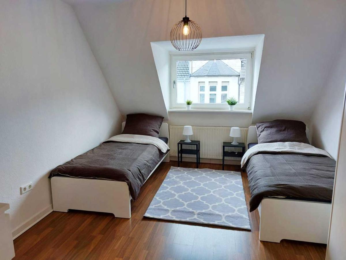 Cozy Apartment With Garden In Gelsenkirchen Esterno foto