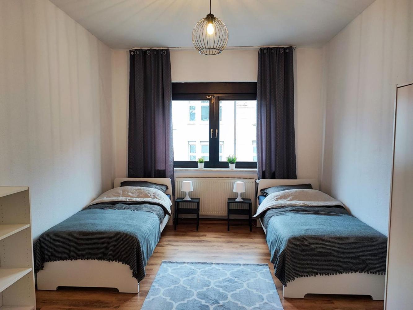 Cozy Apartment With Garden In Gelsenkirchen Esterno foto