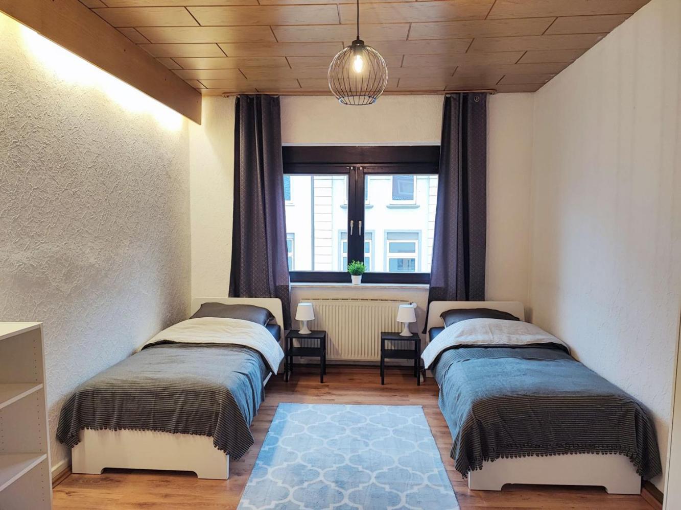 Cozy Apartment With Garden In Gelsenkirchen Esterno foto
